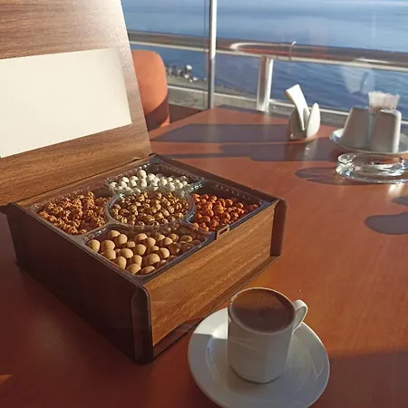 Pembe Koesk Couette-café Akçay